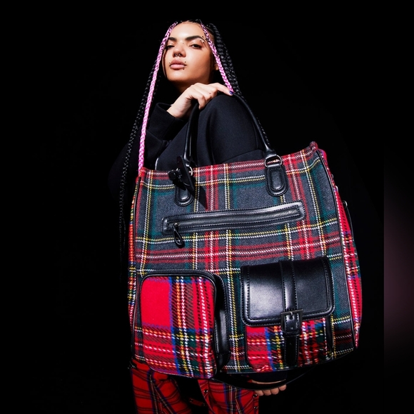 Dolls Kill Current Mood That's What You Get Plaid Tote Bag - Picture 12 of 12